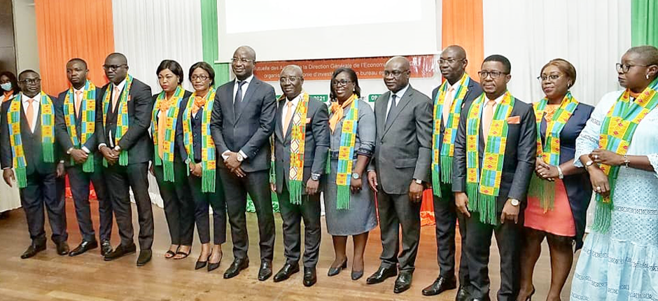 #caption4 Investiture MUADGE